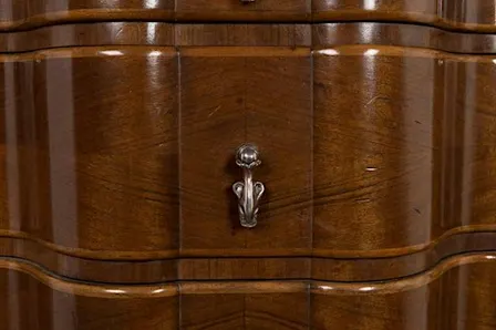 The furniture design of Sir Robert Lorimer