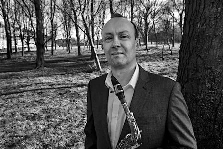 Martin Kershaw plays Lee Konitz [Straight ahead Jazz]