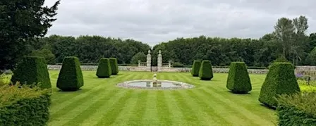 History Tour of Pitmedden Garden
