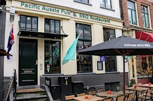 Expats Meetup Pacific Bar