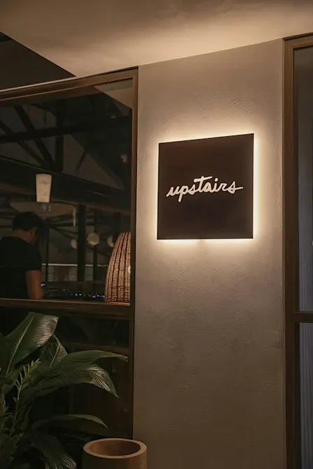 The Upstairs Cellar Door - Battle of the Bubbles