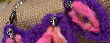 VULVA FELTING