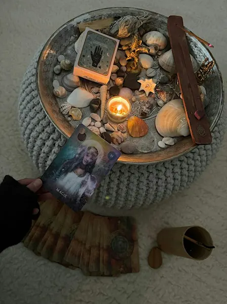 INTO THE COSMIC DARK - Yoga Tages-Retreat