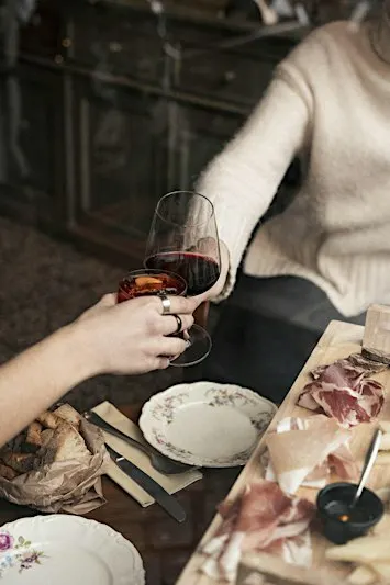 ROME WINE TASTING EXPERIENCE WITH LOCAL CHARCUTERIE BOARD VISIT + FOOD&WINE