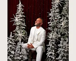Eurovision Star Vasil: An Evening of Love and Light – A Holiday Show, 5 p.m