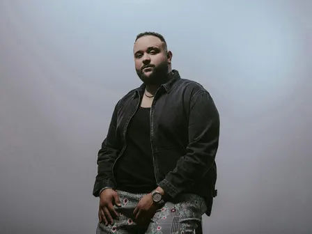 Jeremy Rosado's The Feliz Navidad Tour