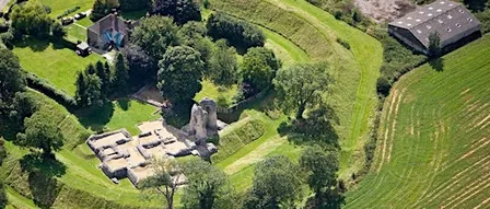 Ludgershall Castle and Cross walking tour, a step through time