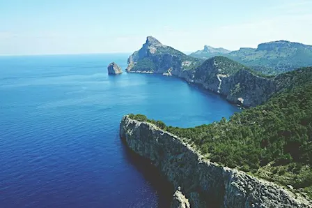 MAJORCA mountains and coast, a long weekend of hiking and winter sun