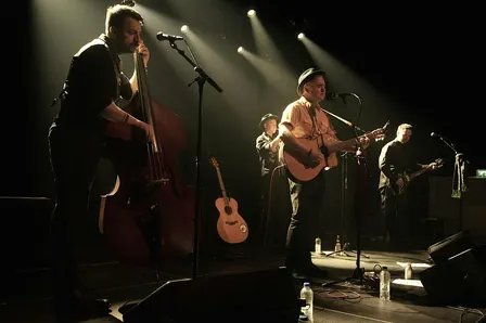 Dean Owens and the Sinners