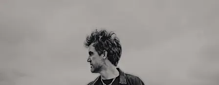 TYLER HILTON