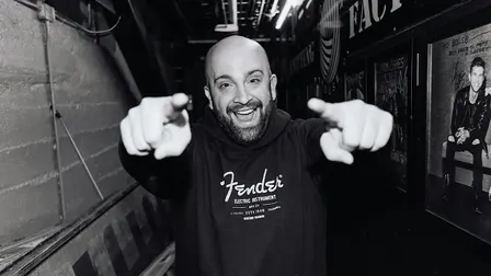 Comedian Lee Syatt @ The Box 2.0