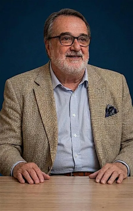 Dr José-Ramón Pérez-Accino -  A Re-evaluation of the Royal Cache (Hybrid)