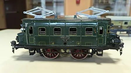 Macchinista per un giorno: guida il tuo treno (modello....)!!