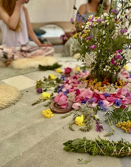 Creative yoga meditation & mandala morning