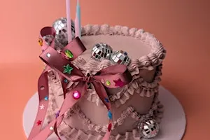 Vintage Cakes & Cocktails