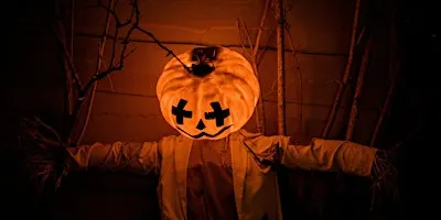 Creating Spooky Seasonal Art (with a twist)