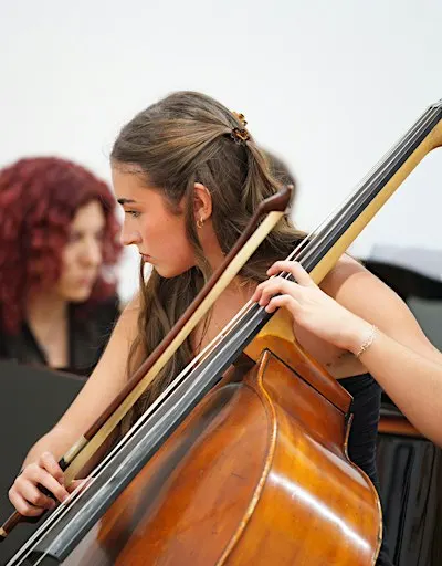 Concerto Jovens Talentos — Violoncelo e Contrabaixo