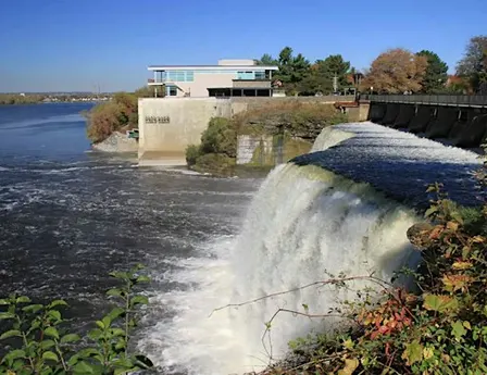 Rideau Hall, Rockcliffe & Rideau Falls Tour