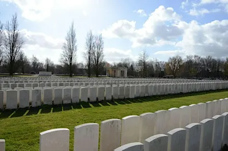 Visite du cimetière Bailleul Communal Extension