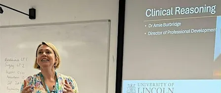 Thinking Out Loud: Teaching and Role-Modelling Clinical Reasoning
