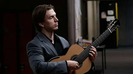 Simon Farintosh, guitar
