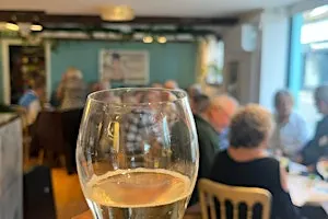 Stratford Singles’ Quiz Night (Ages 60s & 70s) @ Café Cocktail