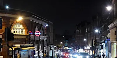 Walking Tour - Lamp-lit Hampstead