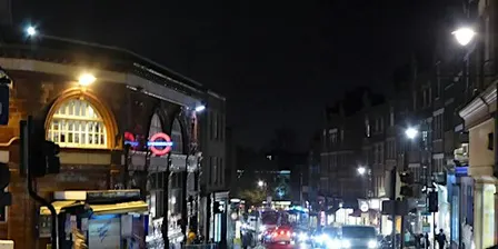 Walking Tour - Lamp-lit Hampstead