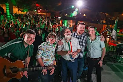 Derek Warfield & the Young Wolfe Tones LIVE at the ICC