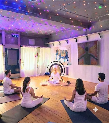 Journey Into Stillness: Kundalini Yoga, Breath & Gong ✨