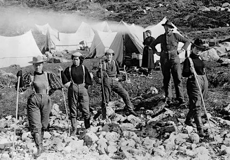 The History and Civil Engineering Legacies of the Klondike Gold Rush