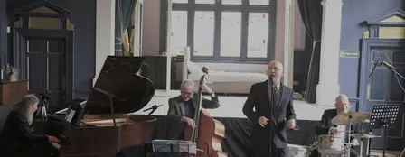 Decades - 70 years of the Great American Songbook