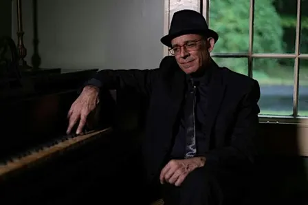 EC-CHAP Acoustic Artist Series: An Evening with Kenny White