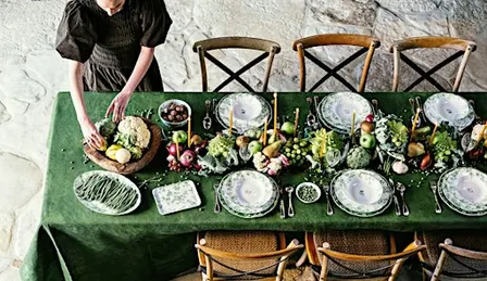 Institut des Arts de la Table - "How to set the table the French way"