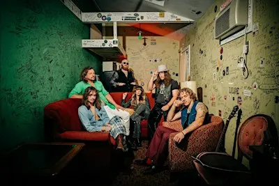Parker Barrow + Hippies & Cowboys Co-bill @ Live Wire Athens