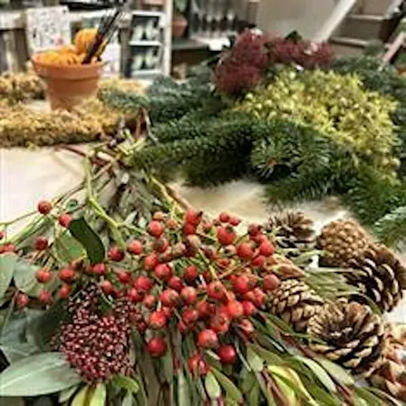 Christmas Mantle or Tablescape Arrangement Workshop 17 December