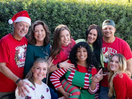 VIP Tickets: Sippin' Santas Pub Crawl 2026