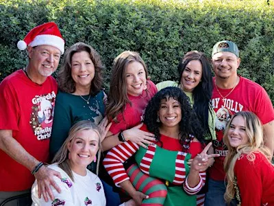 VIP Tickets: Sippin' Santas Pub Crawl 2026