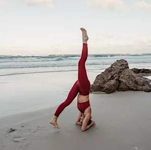 Spring Equinox Pūrṇatā Practice: Return to Wholeness with Laura Humphreys