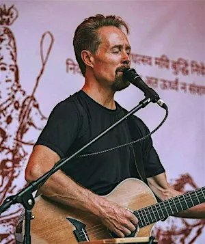 Live music & Yoga