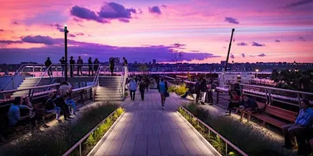 High Line & Hudson Yards Date Walk (Singles Sunset Stroll)