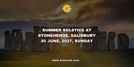 Summer Solstice Sunrise Circle at Stonehenge