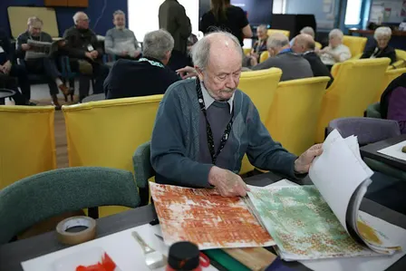 Share and Connect: Older Men and Creative Ageing in Scotland