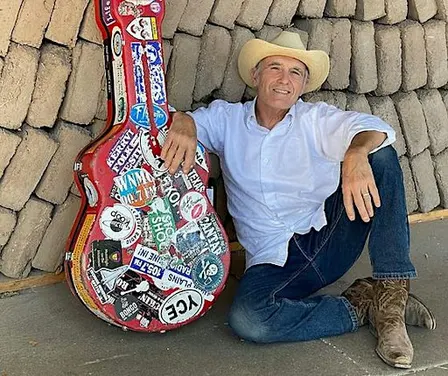 WISCONSIN SINGER/SONGWRITER SERIES presents DANA COOPER