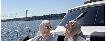 All girls Yacht Party & Networking - salaamgirls Dubai