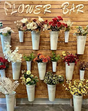 Bloom With Love (Flower Bar)