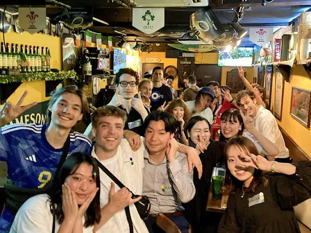 Traffic Light & Karaoke Party @ Murphy's [All-You-Can-Drink] 国際交流カラオケパーティー