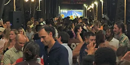 SALSA ON THE BRIDGE (DANCE WITH THE RHYTHM)