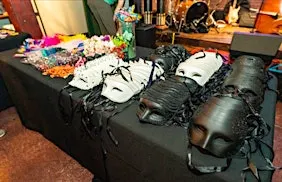 Make a Mask!