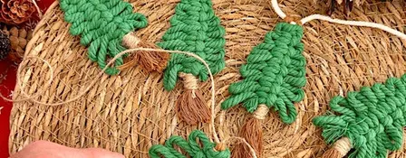 Mindful Craft Workshop: Macrame Christmas Tree Garland